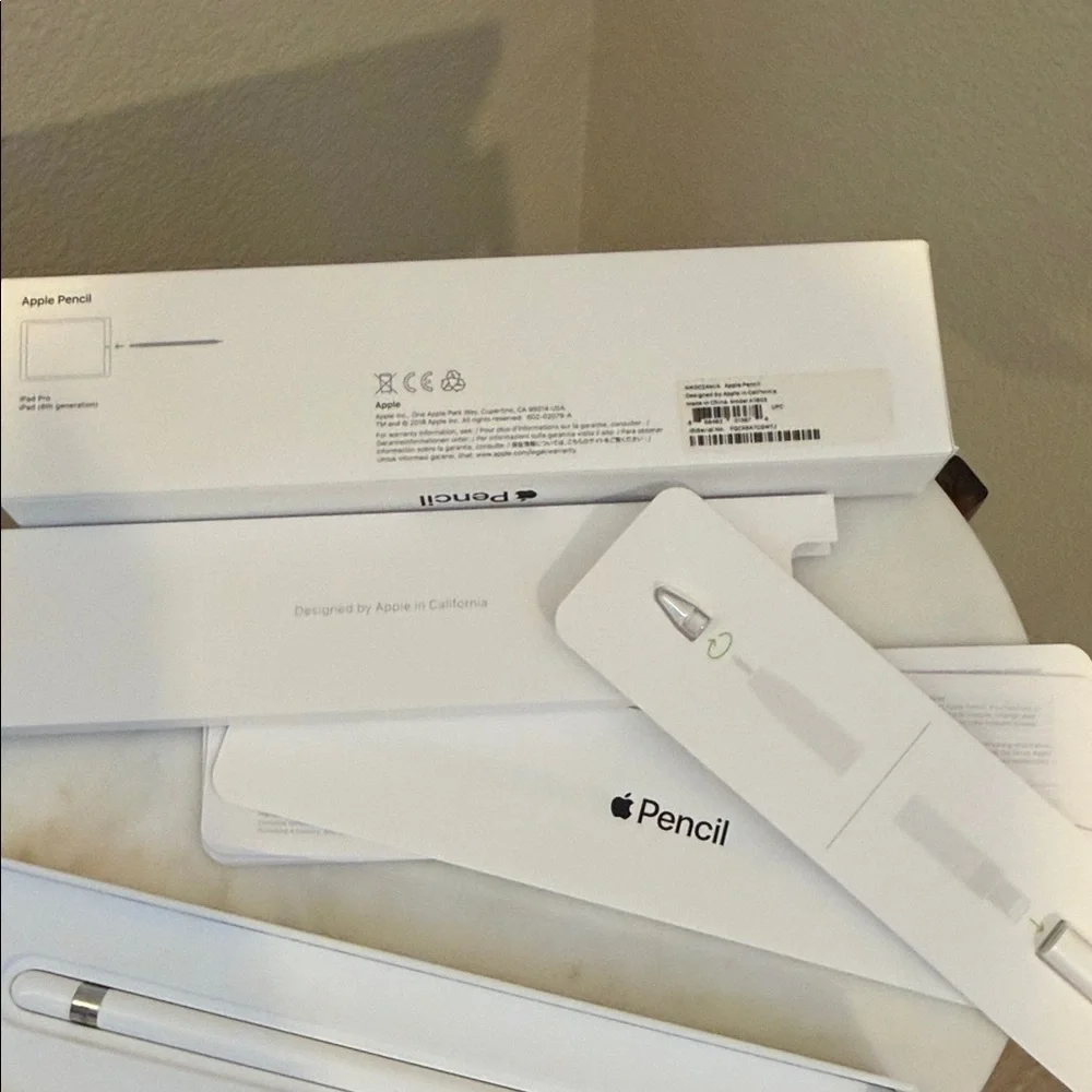 Apple Pencil in Elegant White